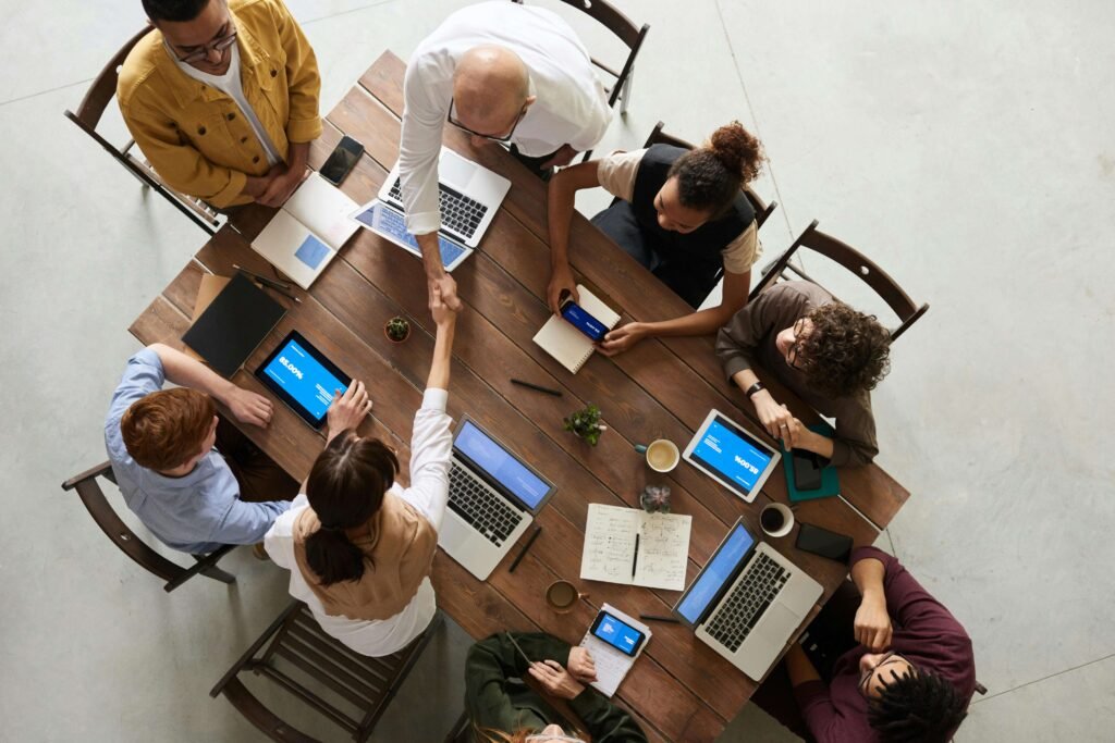 Collaborative Data Analysis Team at Insightios focused on delivering custom market research.